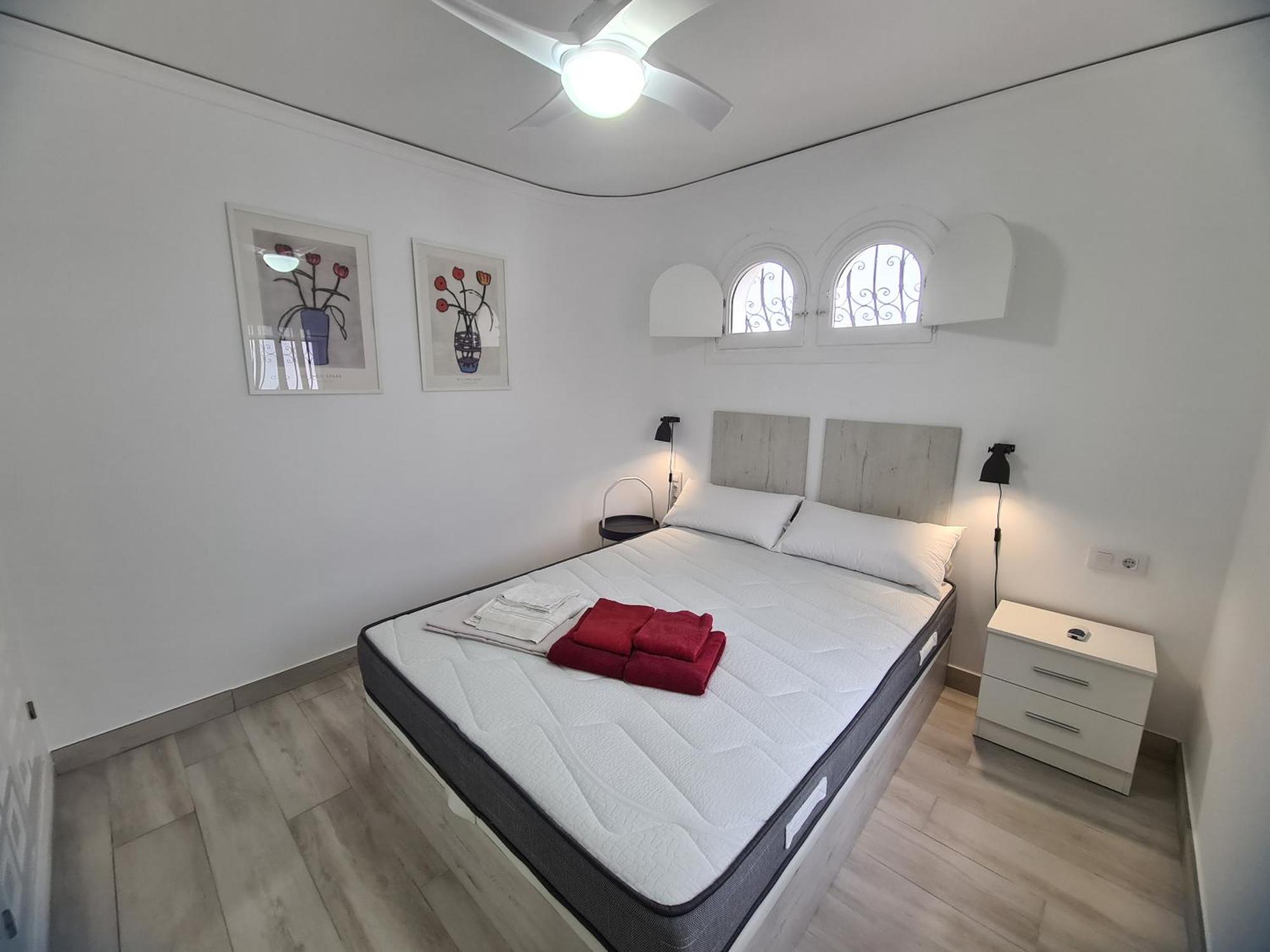 Bonito Apartamento En デニア エクステリア 写真
